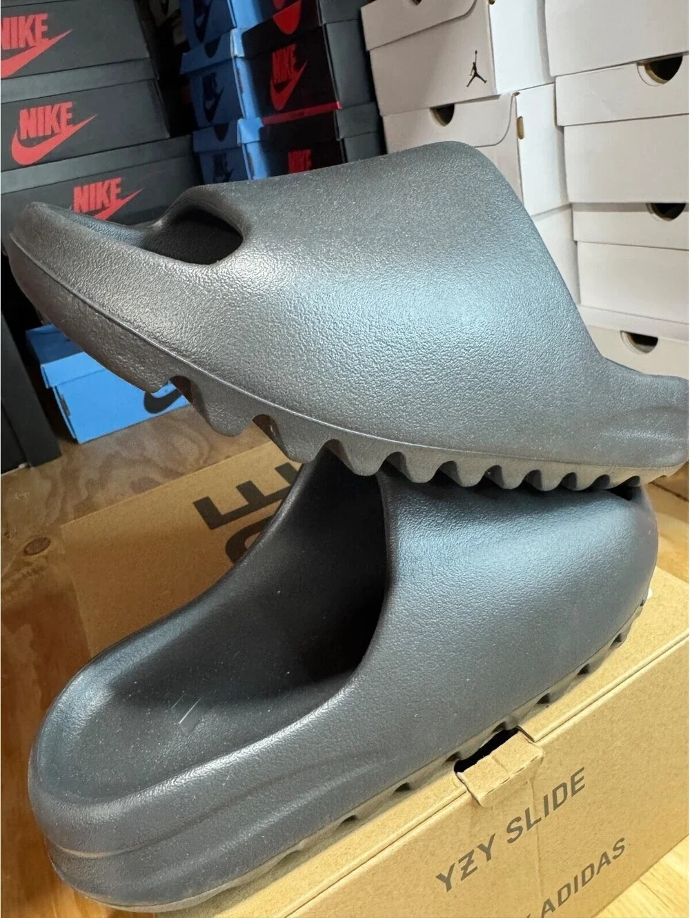 Adidas Yeezy Slides 'Onyx' HQ6448 MENS SIZE 10
